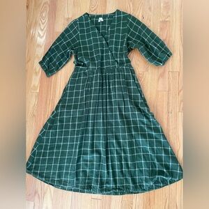 Pact 100% organic cotton flannel Forest Green Plaid dress
